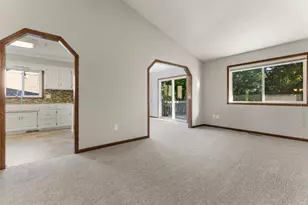 1434 Eastlake Dr, Chaska, MN 55318 - Photo 2