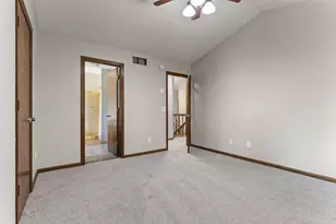 1434 Eastlake Dr, Chaska, MN 55318 - Photo 16