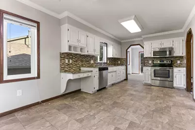 1434 Eastlake Drive, Chaska, MN 55318 - Photo 10