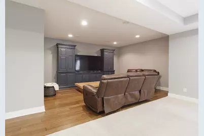7617 Brooklyn Park Drive, Brooklyn Park, MN 55444 - Photo 8
