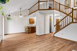 7887 72nd St S, Cottage Grove, MN 55016 - Photo 4