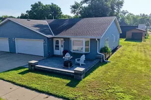 1153 5th Ave, Windom, MN 56101 - Photo 1