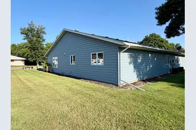 1153 5th Avenue, Windom, MN 56101 - Photo 6