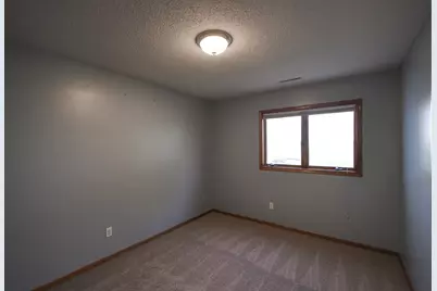 1002 W 2nd Street, Zumbrota, MN 55992 - Photo 10
