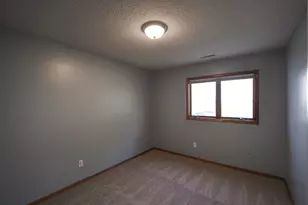 1002 W 2nd St, Zumbrota, MN 55992 - Photo 10