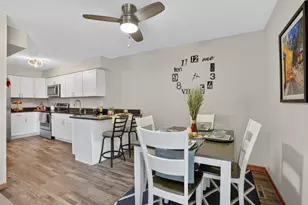 15785 Hannover Path, Apple Valley, MN 55124 - Photo 8