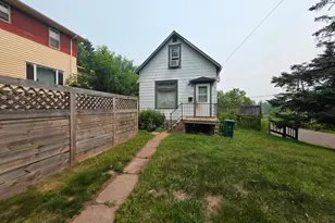 1110 N 8th Ave E, Duluth, MN 55805 - Photo 2