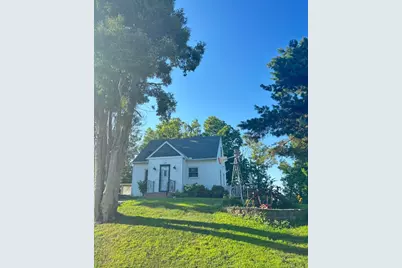 220 Green Street W, Waterville, MN 56096 - Photo 2