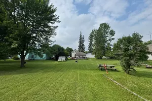 33 Carlson Ave NW, Blackduck, MN 56630 - Photo 10