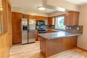 512 Pinetree Dr, Perham, MN 56573 - Photo 10