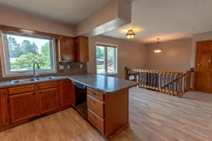 512 Pinetree Dr, Perham, MN 56573 - Photo 12