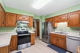 1415 Sycamore Ln N, Plymouth, MN 55441 - Photo 16