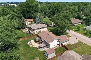 1415 Sycamore Ln N, Plymouth, MN 55441 - Photo 64