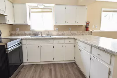 1114 University Drive N, Fargo, ND 58102 - Photo 32
