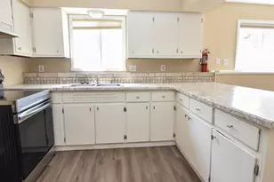 1114 University Dr N, Fargo, ND 58102 - Photo 32