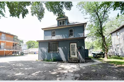 1114 University Drive N, Fargo, ND 58102 - Photo 2