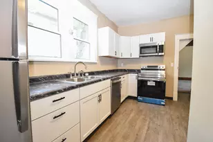 1114 University Dr N, Fargo, ND 58102 - Photo 10