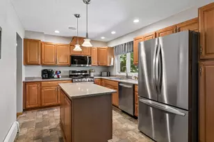 2006 River Hills Dr, Burnsville, MN 55337 - Photo 2