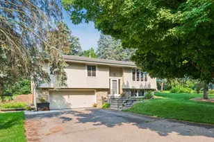 163 Upper Lea Ln, Long Lake, MN 55356 - Photo 2