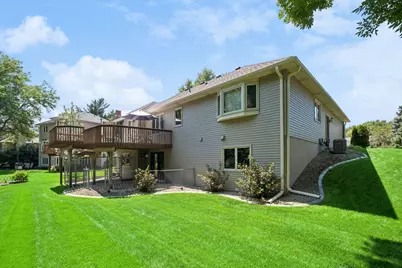 314 Wedgewood Drive, Mahtomedi, MN 55115 - Photo 8