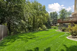 314 Wedgewood Dr, Mahtomedi, MN 55115 - Photo 54