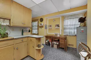 1826 Alameda St, Roseville, MN 55113 - Photo 18