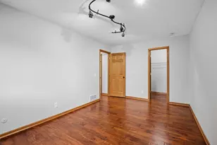 645 Portland Pl, Burnsville, MN 55337 - Photo 14