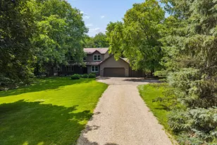 6306 Crackleberry Trail, Woodbury, MN 55129 - Photo 2