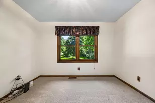 6306 Crackleberry Trail, Woodbury, MN 55129 - Photo 32