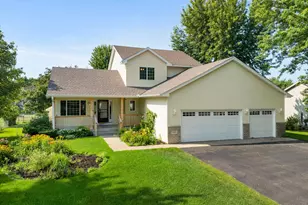 1011 Hillock St NW, Isanti, MN 55040 - Photo 4