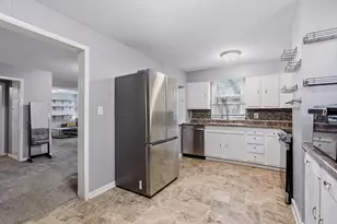 53 Dale St N, Saint Paul, MN 55102 - Photo 12