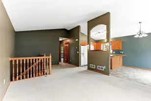 1548 Cedar Dr SE, Cambridge, MN 55008 - Photo 4