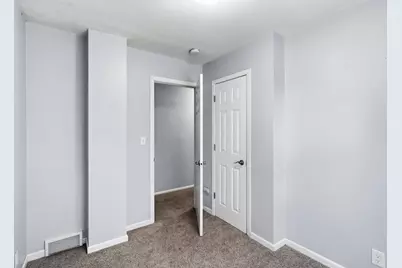 10500 Vessey Road, Bloomington, MN 55437 - Photo 28