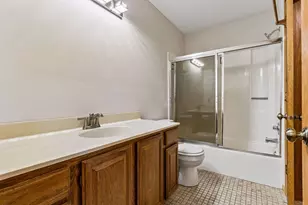 3149 Farnum Dr, Eagan, MN 55121 - Photo 22