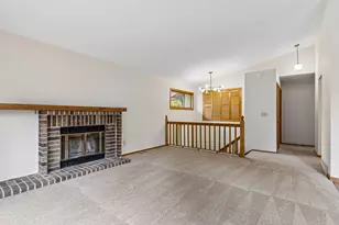 3149 Farnum Dr, Eagan, MN 55121 - Photo 10