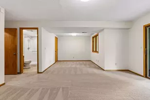 3149 Farnum Dr, Eagan, MN 55121 - Photo 28