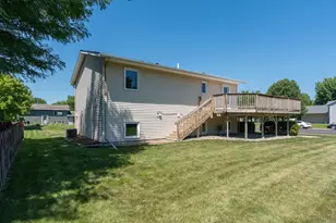 1655 Valley View Dr, North Mankato, MN 56003 - Photo 36