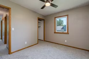 1655 Valley View Dr, North Mankato, MN 56003 - Photo 18