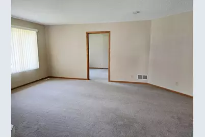 508 6th Avenue NW, Austin, MN 55912 - Photo 2