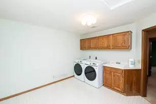 1820 Interlachen Alcove, Woodbury, MN 55125 - Photo 70