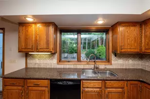 1820 Interlachen Alcove, Woodbury, MN 55125 - Photo 28
