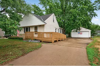 2551 Rainbow Lane, New Brighton, MN 55112 - Photo 4