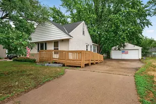 2551 Rainbow Ln, New Brighton, MN 55112 - Photo 4