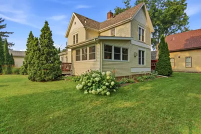 610 Washington Avenue, Wabasha, MN 55981 - Photo 1