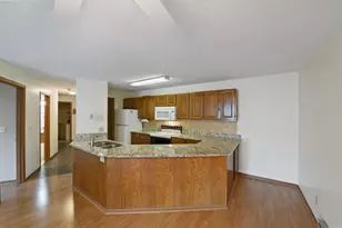 930 Lyn Way, Hastings, MN 55033 - Photo 2