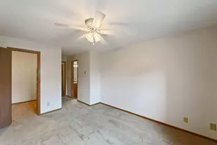 930 Lyn Way, Hastings, MN 55033 - Photo 10
