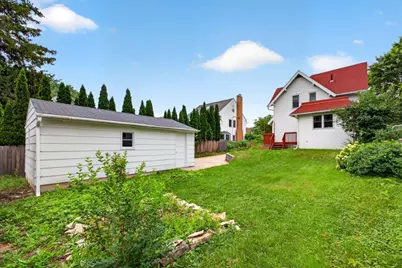 429 15th Avenue SW, Rochester, MN 55902 - Photo 2