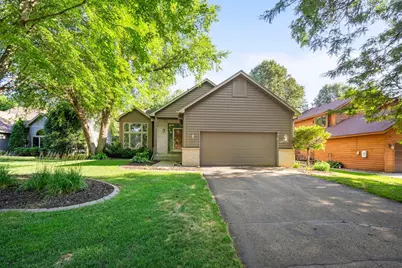 960 Wildflower Court, Eagan, MN 55123 - Photo 2