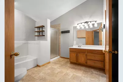 960 Wildflower Court, Eagan, MN 55123 - Photo 18
