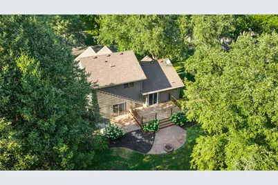 960 Wildflower Court, Eagan, MN 55123 - Photo 36